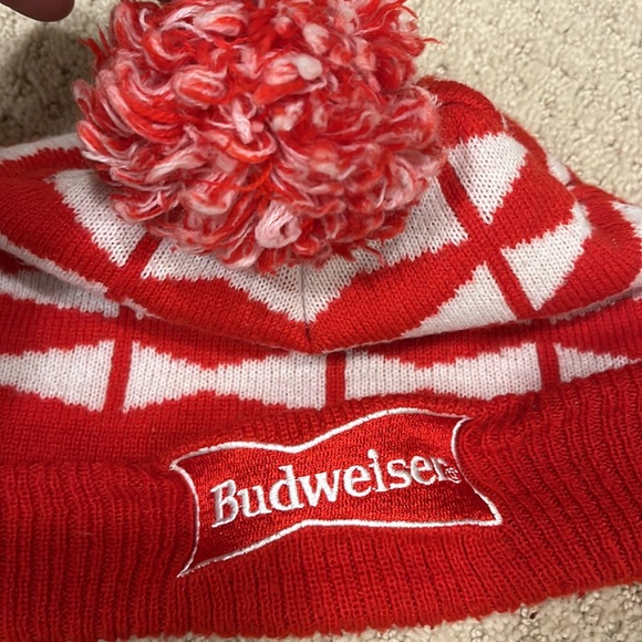Authentic Budweiser toque - Picture 3 of 3
